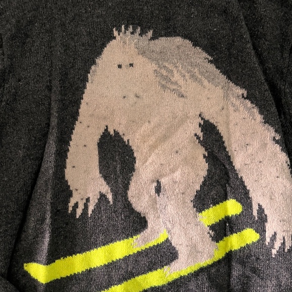 Gap Kids Knit Abominable Snowman Sweater Boys — Age 12 (XL Boys) - Picture 2 of 4